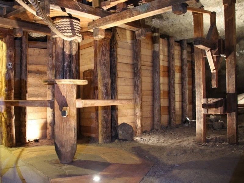 wieliczkaurszulakamra14.jpg